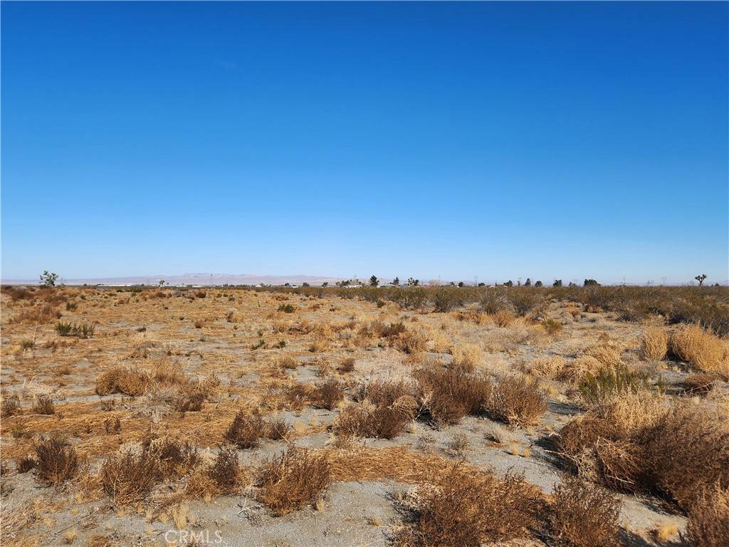 Phelan, CA 92371,0 Palmdale RD