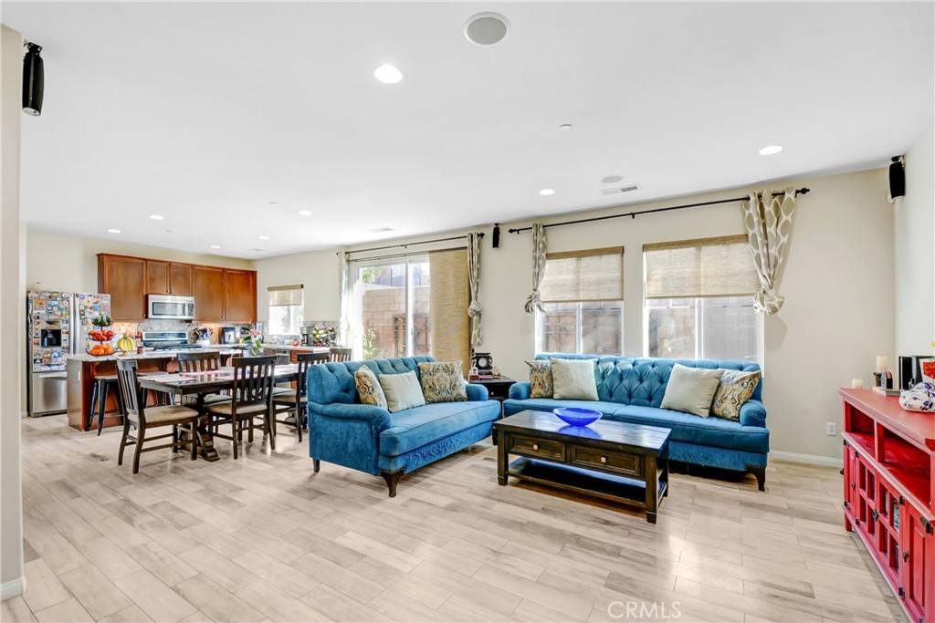 Fontana, CA 92336,5367 Novara AVE