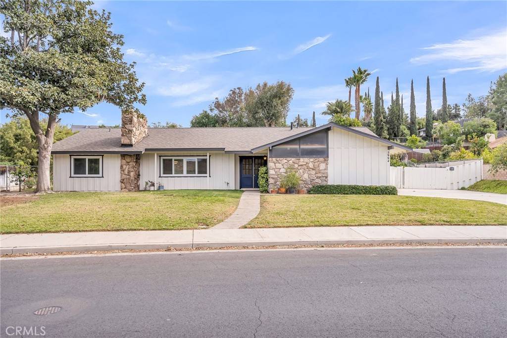 Riverside, CA 92506,5994 Shaker DR