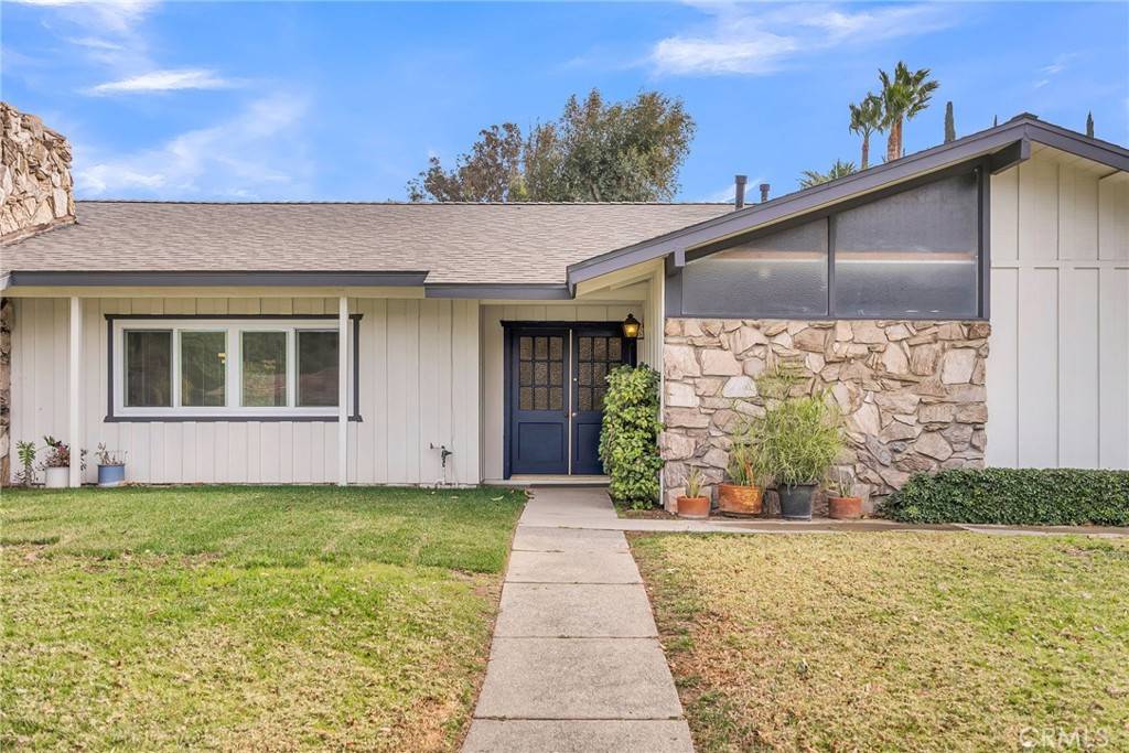Riverside, CA 92506,5994 Shaker DR