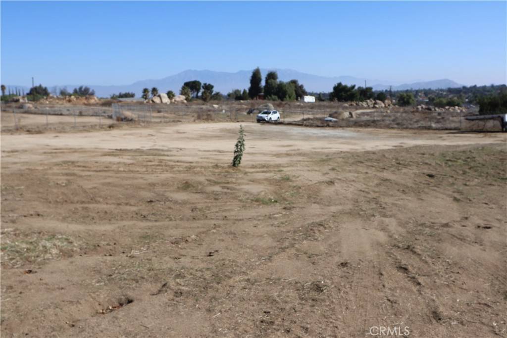 Perris, CA 92570,20103 Luttrell LN