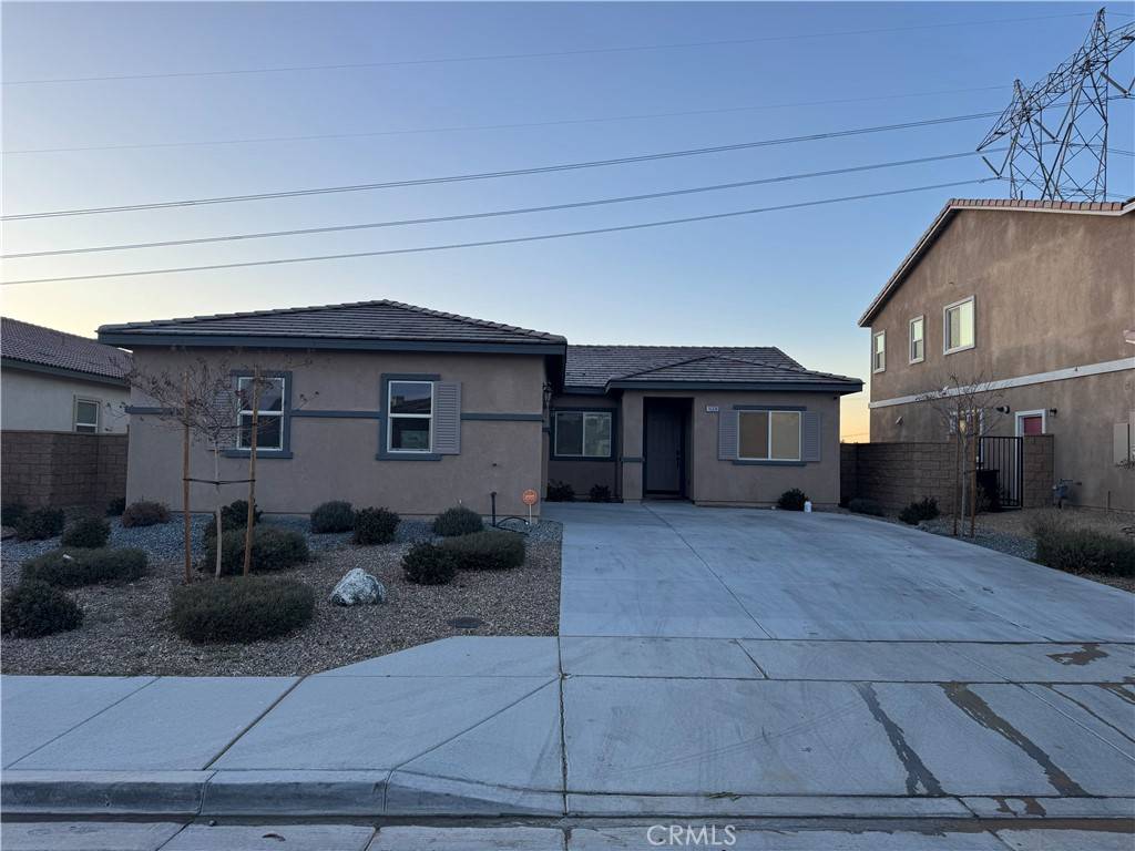 Victorville, CA 92394,16336 Hamilton CT