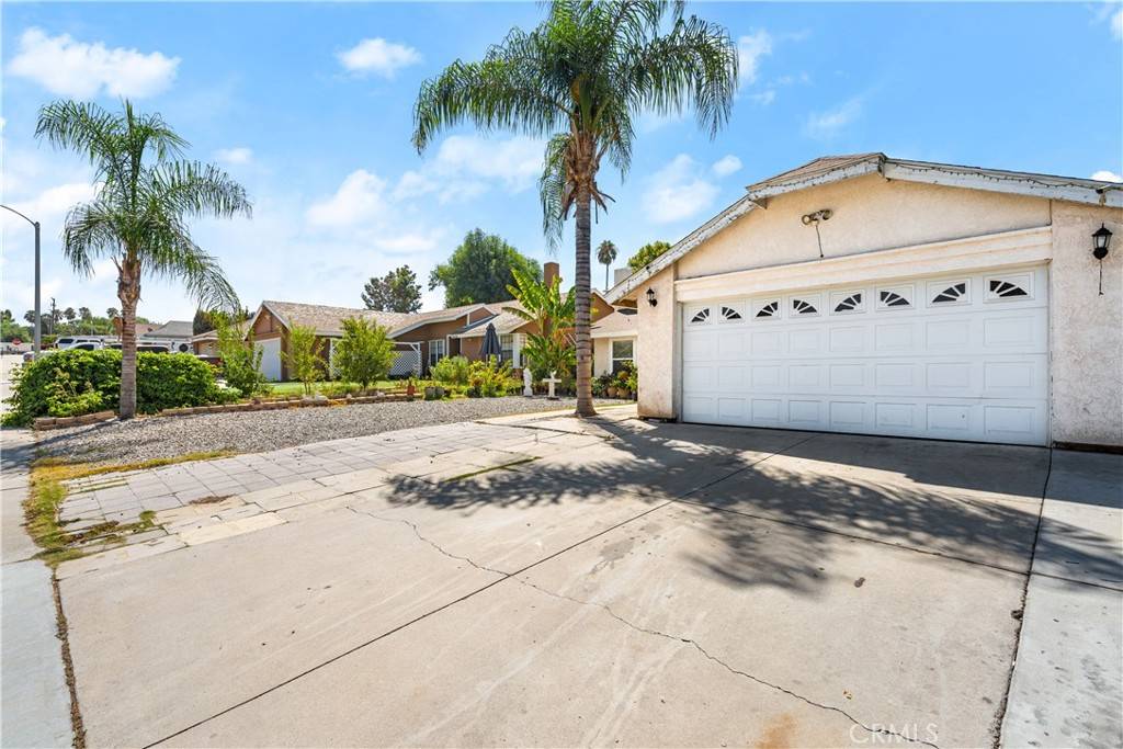 Moreno Valley, CA 92557,24165 Badger Springs TRL