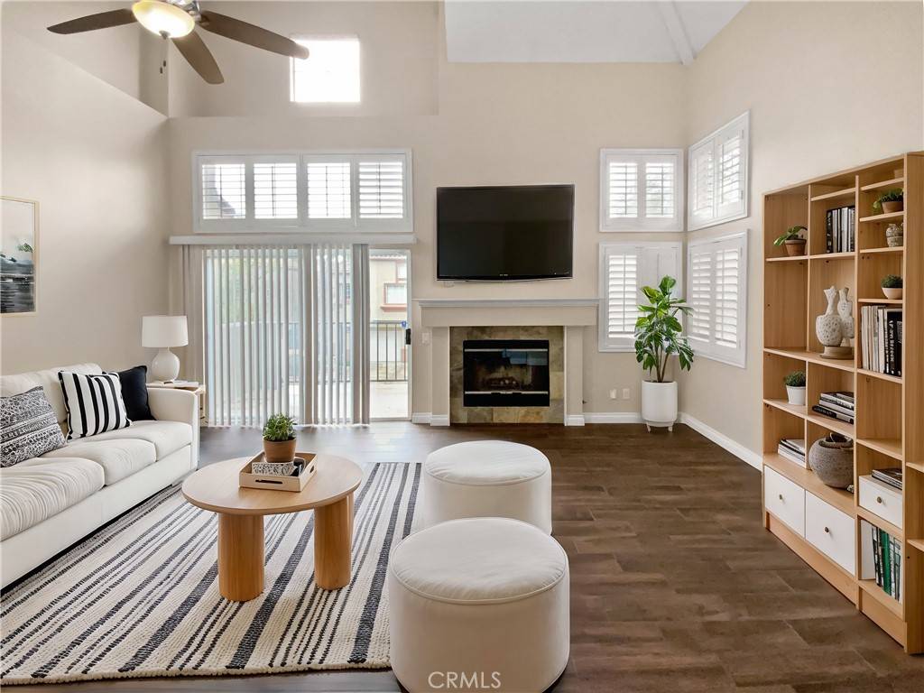 Corona, CA 92879,2910 Via Toscana #202