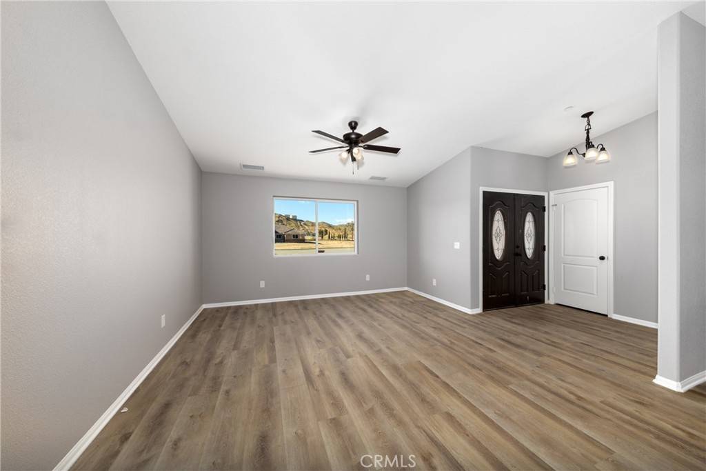 Apple Valley, CA 92307,14487 Savannah CT