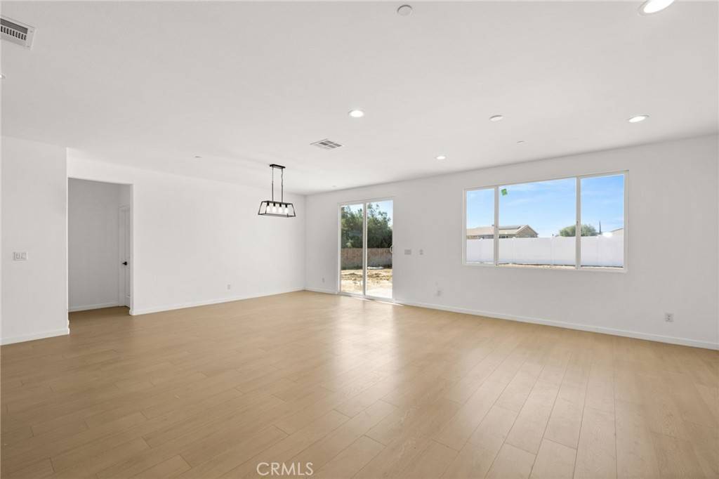 Moreno Valley, CA 92555,13604 Darwin DR