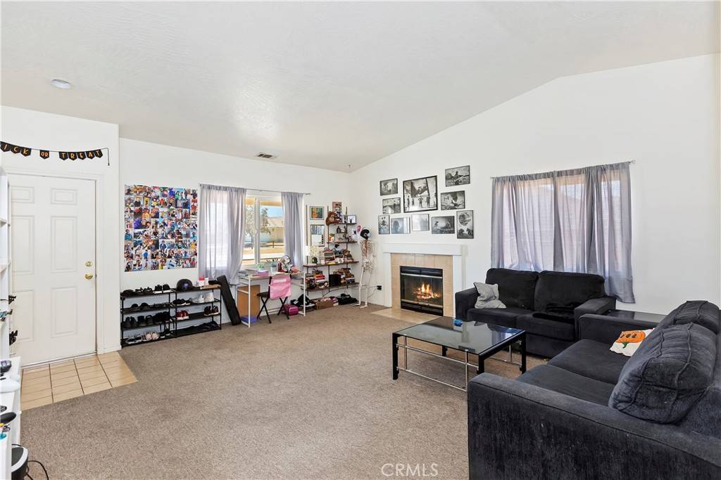 Apple Valley, CA 92307,20410 Sago CT