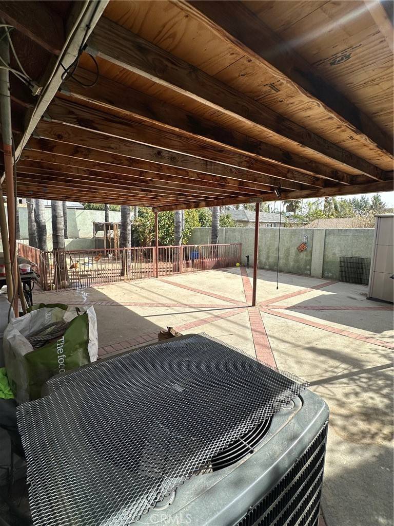 Sylmar, CA 91342,13386 Oscar ST