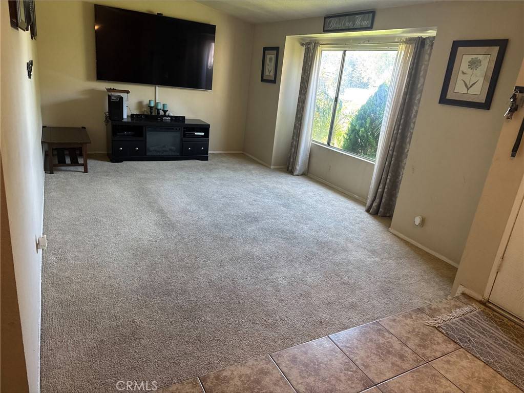 Rialto, CA 92376,1687 N Fillmore AVE