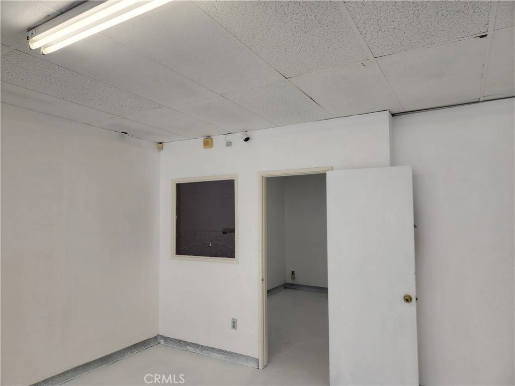 Rialto, CA 92376,243 E Base Line RD
