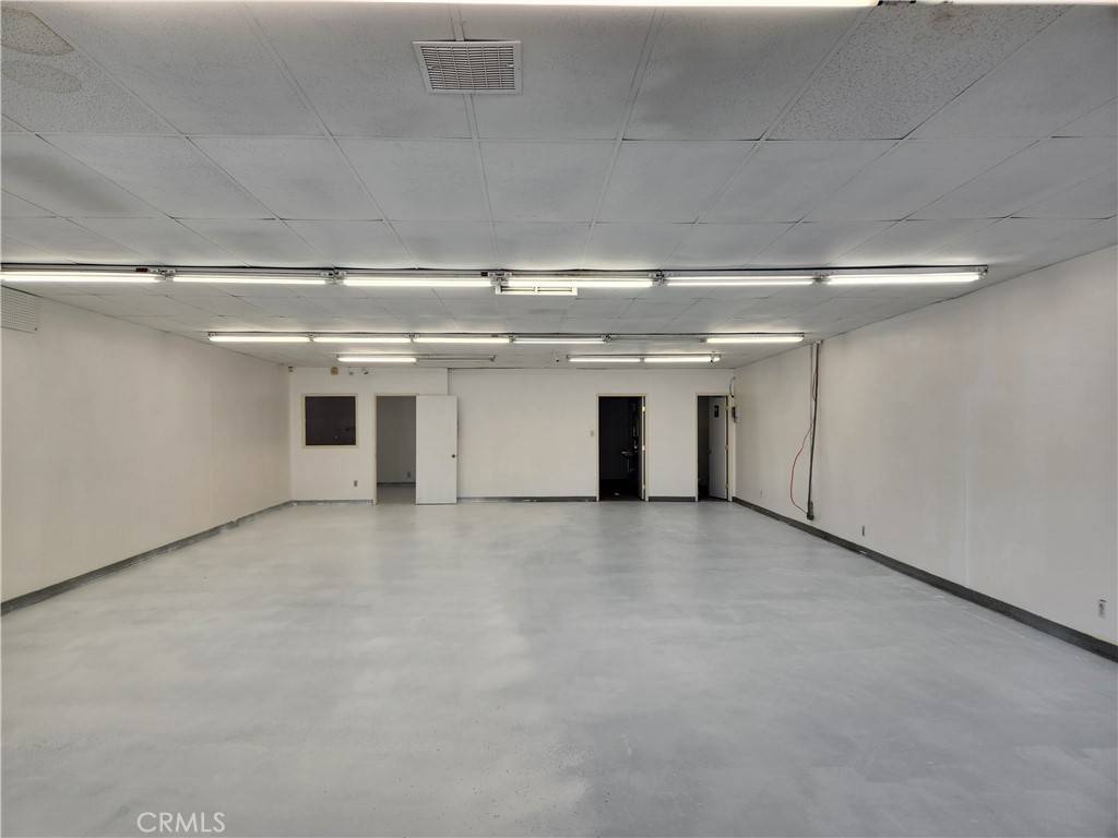 Rialto, CA 92376,243 E Base Line RD