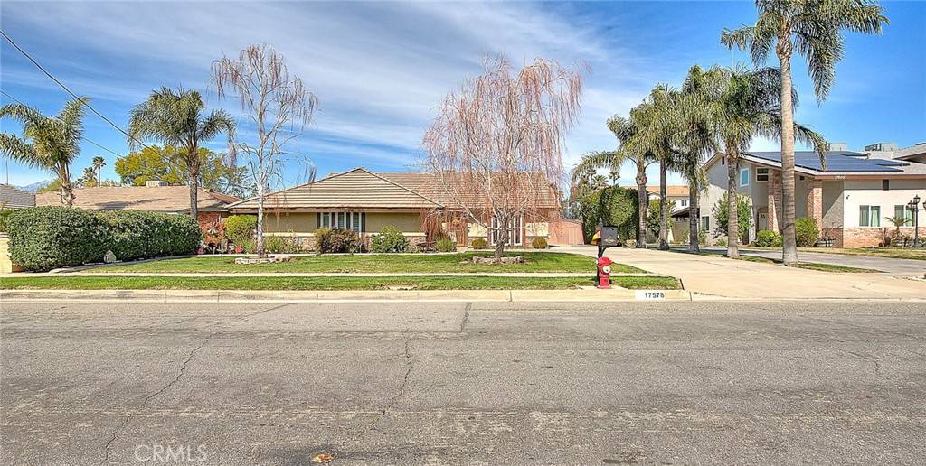 Fontana, CA 92335,17578 Hawthorne AVE