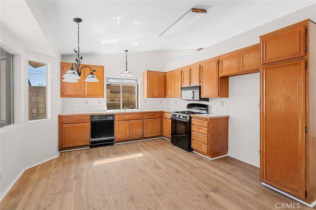 Yucaipa, CA 92399,13377 Lantana AVE