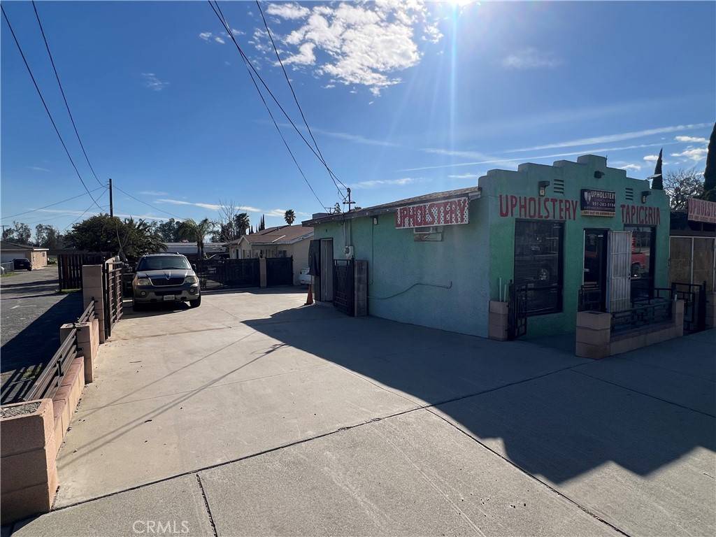 Bloomington, CA 92316,18245 Valley BLVD