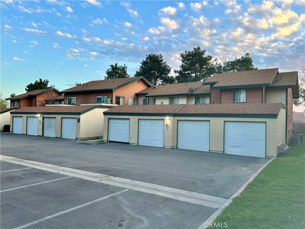 San Bernardino, CA 92407,2655 Shadow Hills DR #42