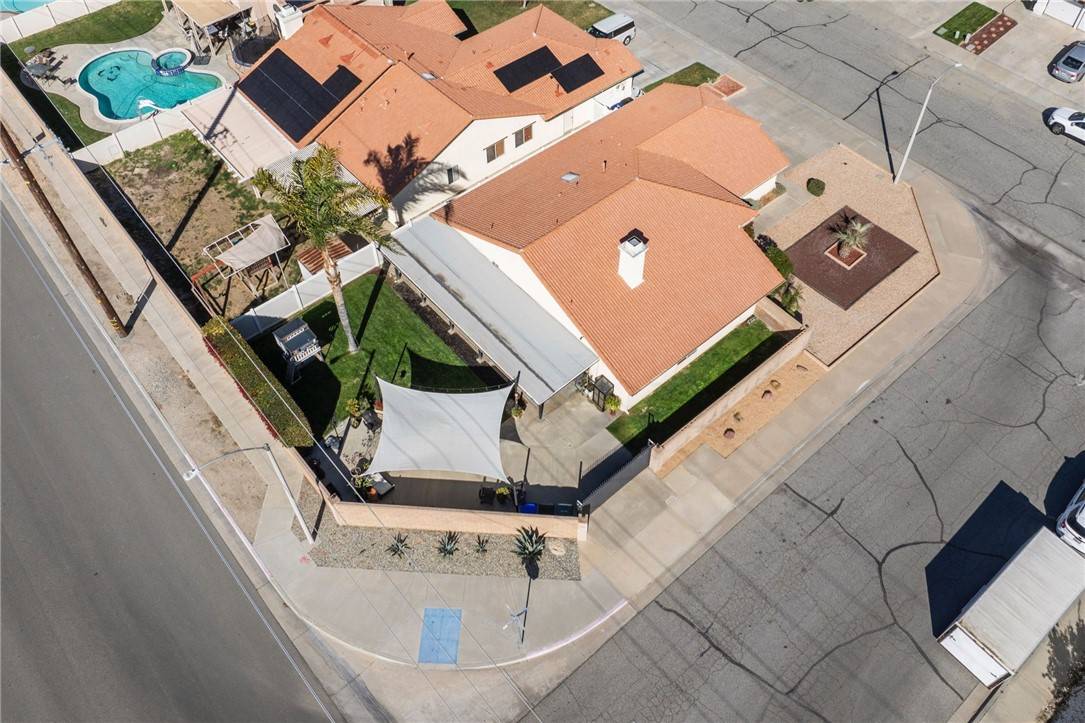 Hemet, CA 92544,813 Pike DR