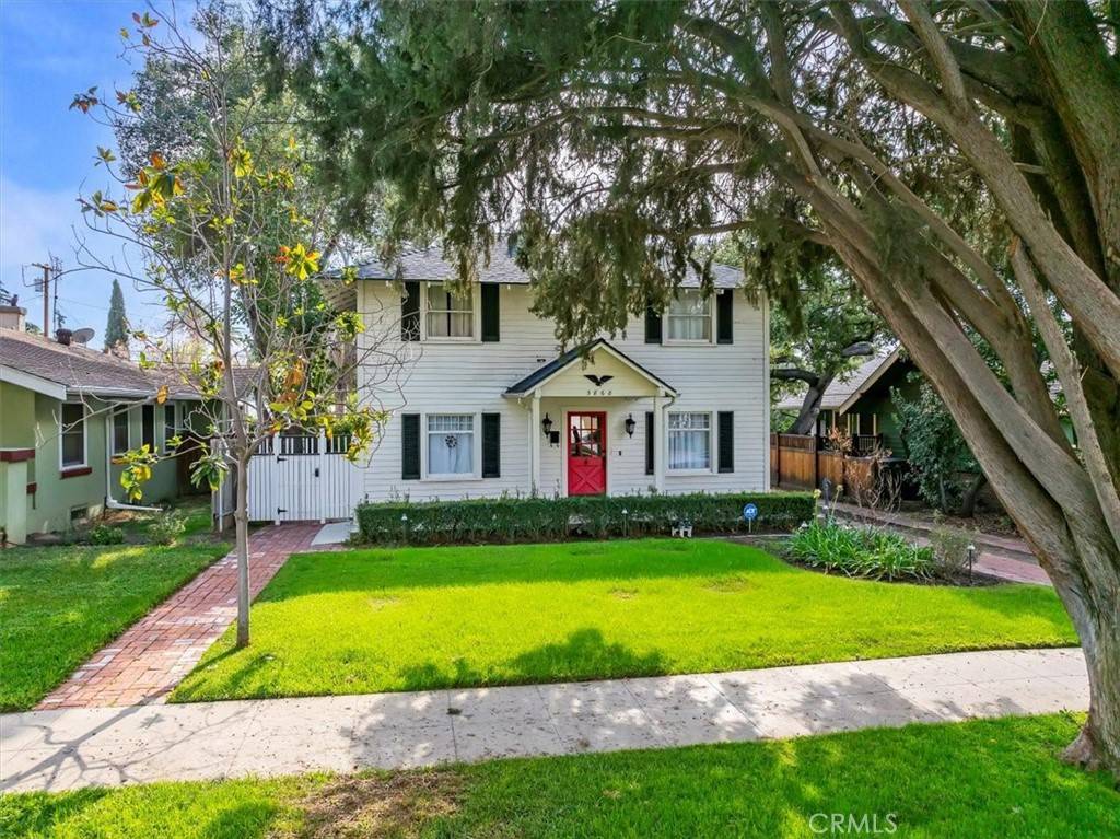Riverside, CA 92506,3868 Linwood PL