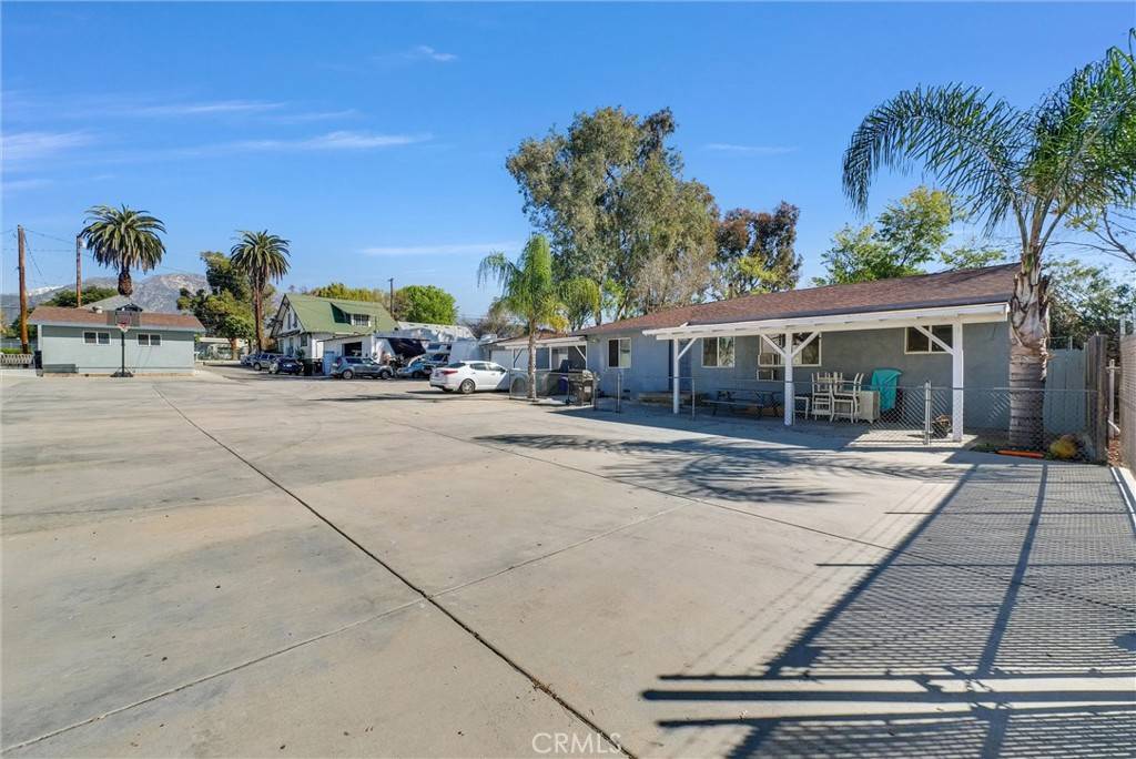 Upland, CA 91786,442 E Arrow #1/2