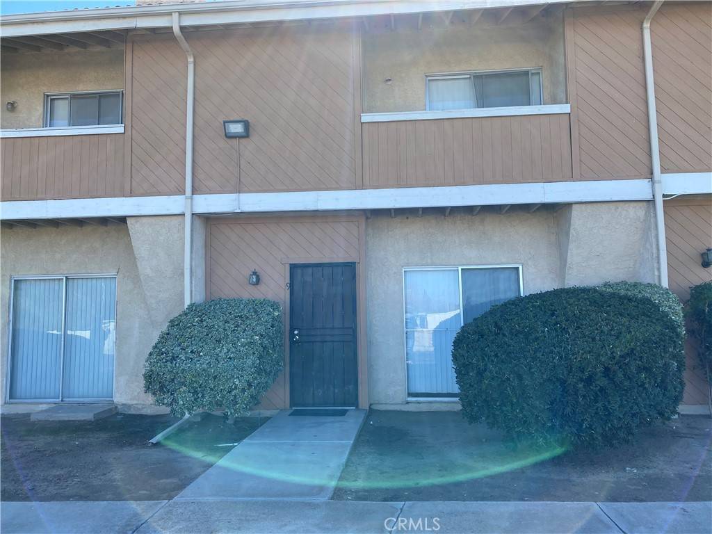 Victorville, CA 92395,16465 Green Tree BLVD #9