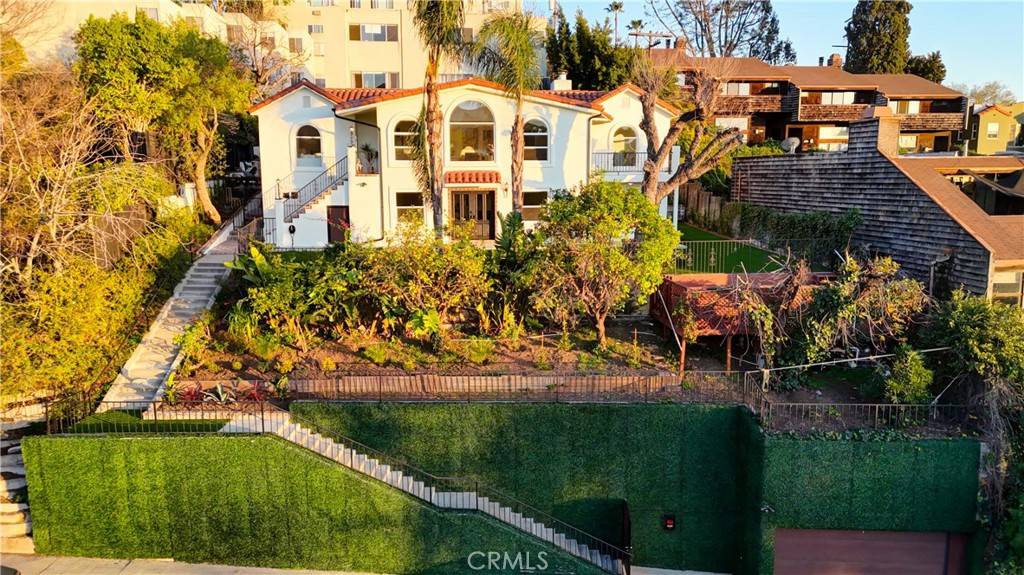 Los Angeles, CA 90027,3012 Hyperion AVE