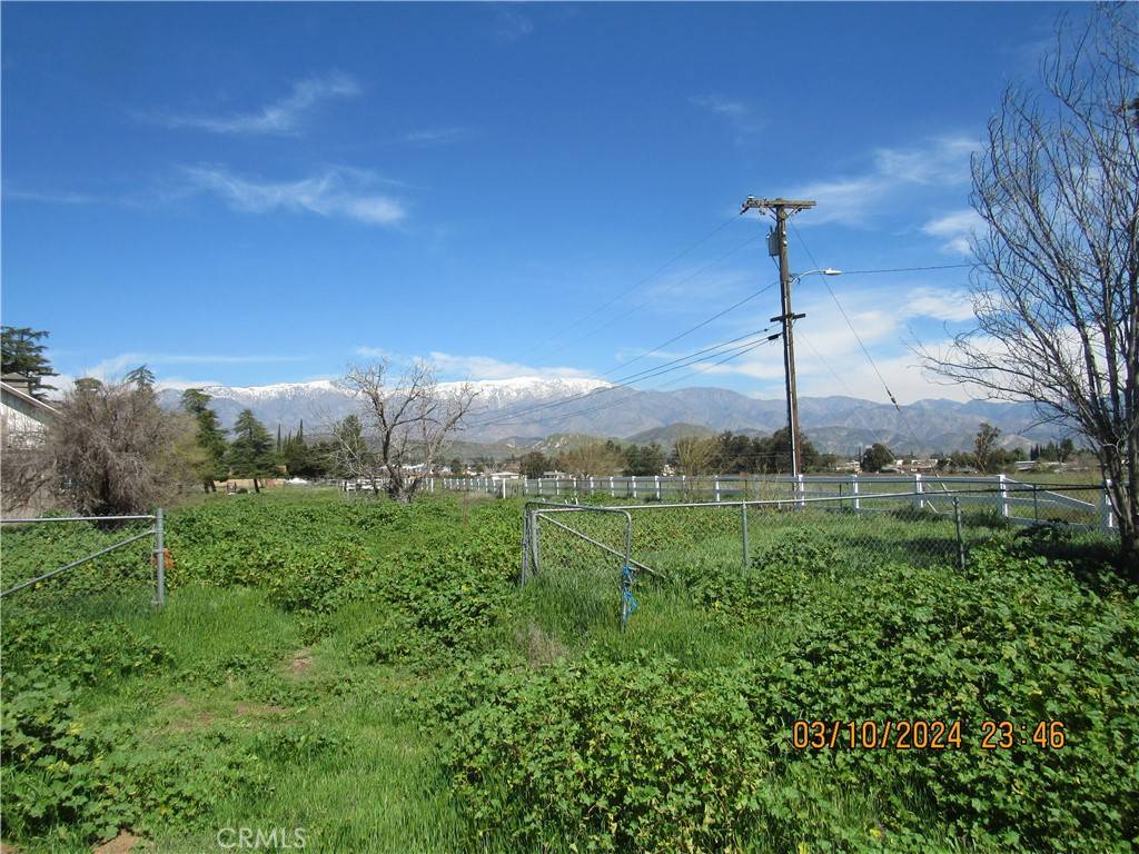 Banning, CA 92220,0 Wesley n Hathaway