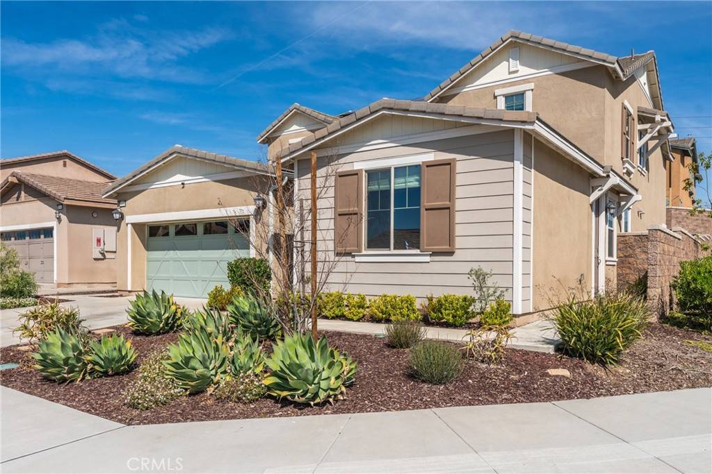 Fontana, CA 92336,16614 Oakville ST