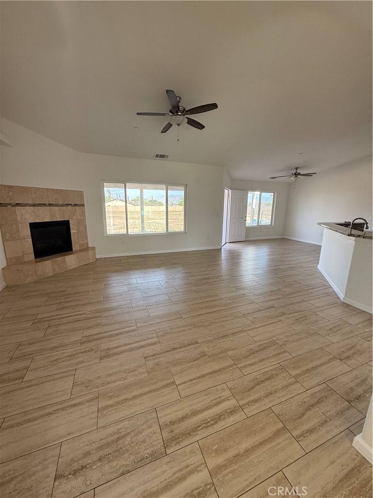 Hesperia, CA 92345,9811 Balsam AVE