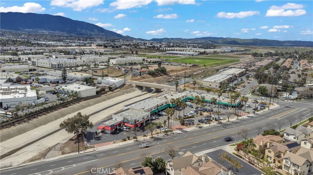 Corona, CA 92878,420 River RD #C