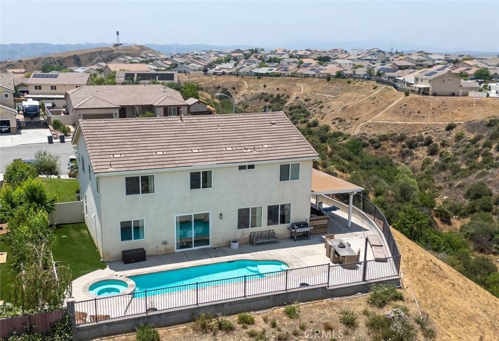 Calimesa, CA 92320,148 Mesquite CT