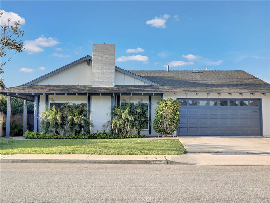Costa Mesa, CA 92626,933 Carnation AVE
