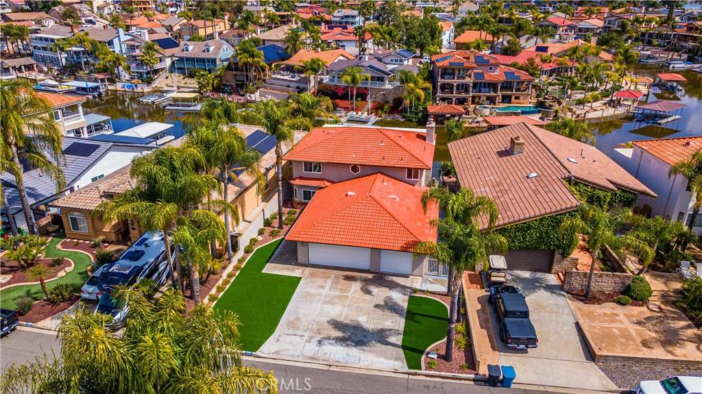 Canyon Lake, CA 92587,30182 Point Marina DR