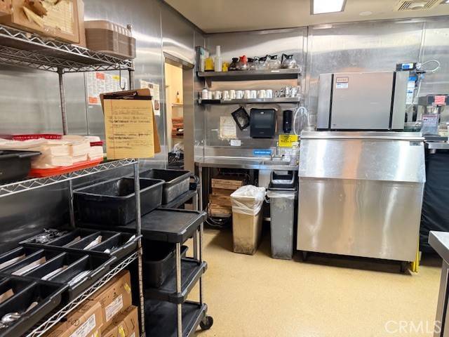 1964 W Foothill BLVD Upland, CA 91786