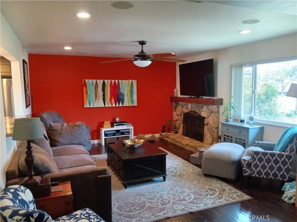 Riverside, CA 92503,8969 Christopher PL