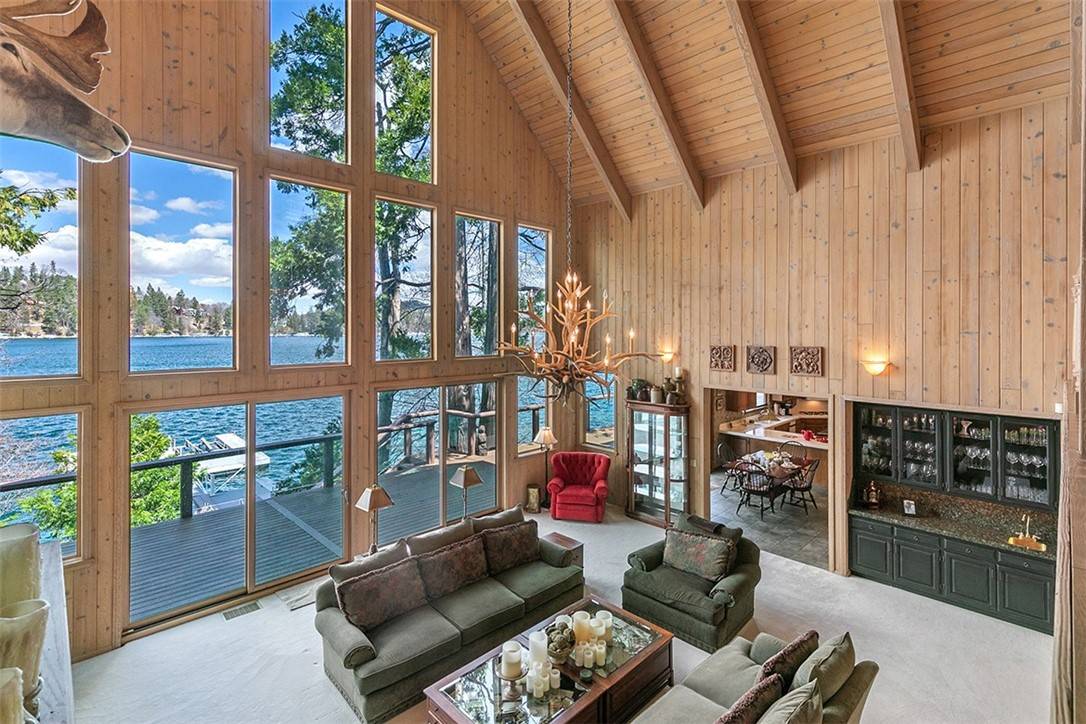 Lake Arrowhead, CA 92352,27990 Peninsula DR N