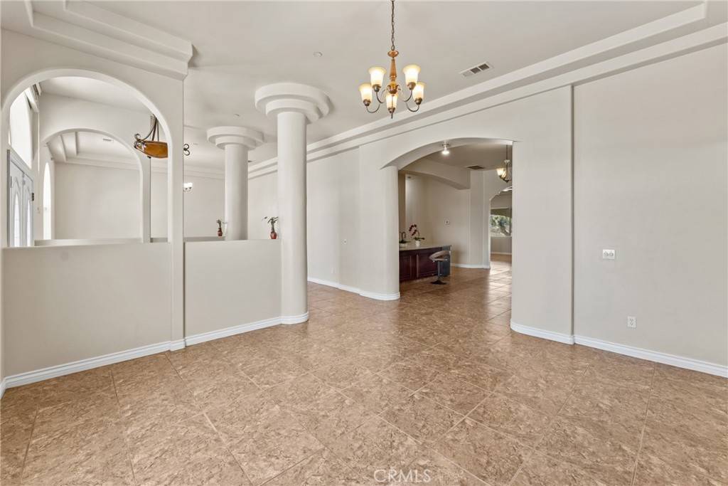 11076 Yuba RD Phelan, CA 92371