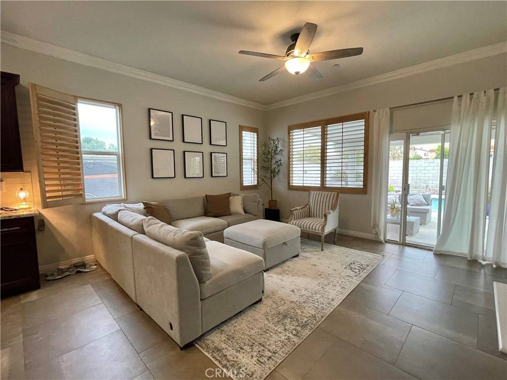 7237 Andrea ST Fontana, CA 92336