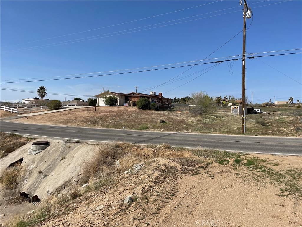 Hesperia, CA 92345,10361 Choiceana AVE