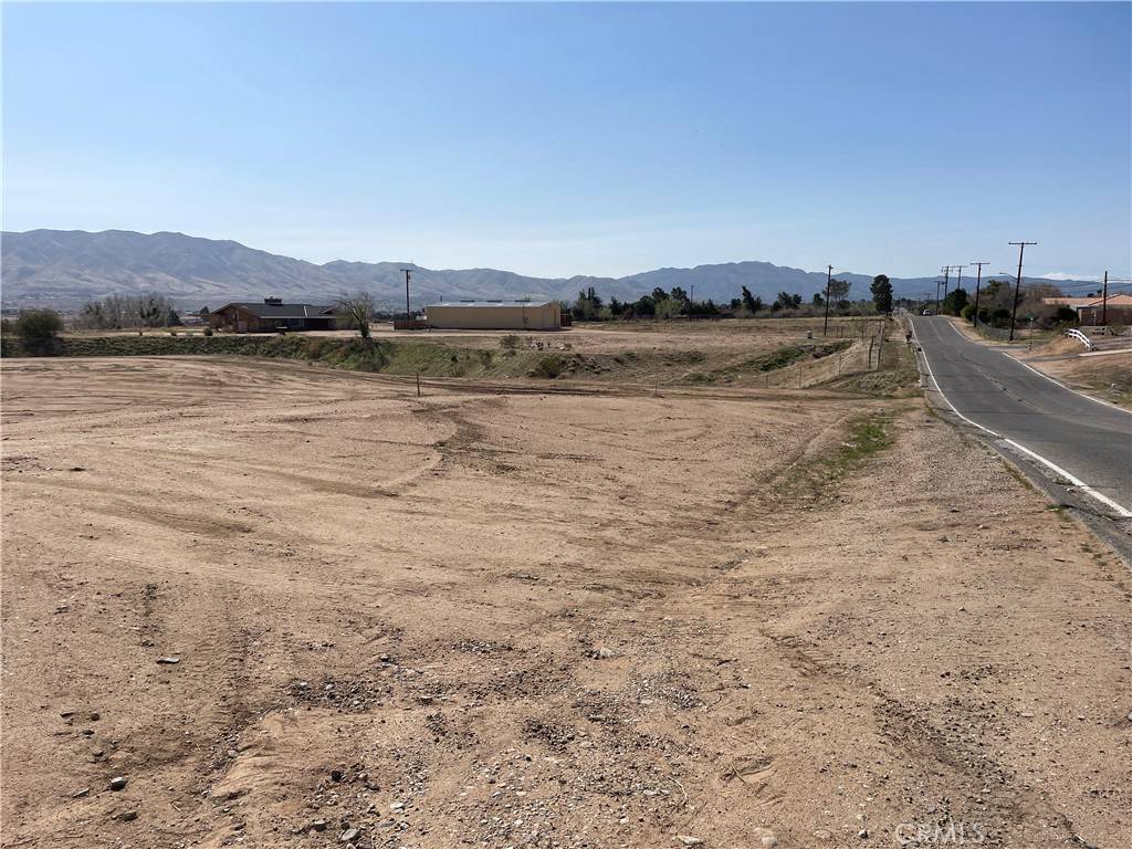 Hesperia, CA 92345,10361 Choiceana AVE