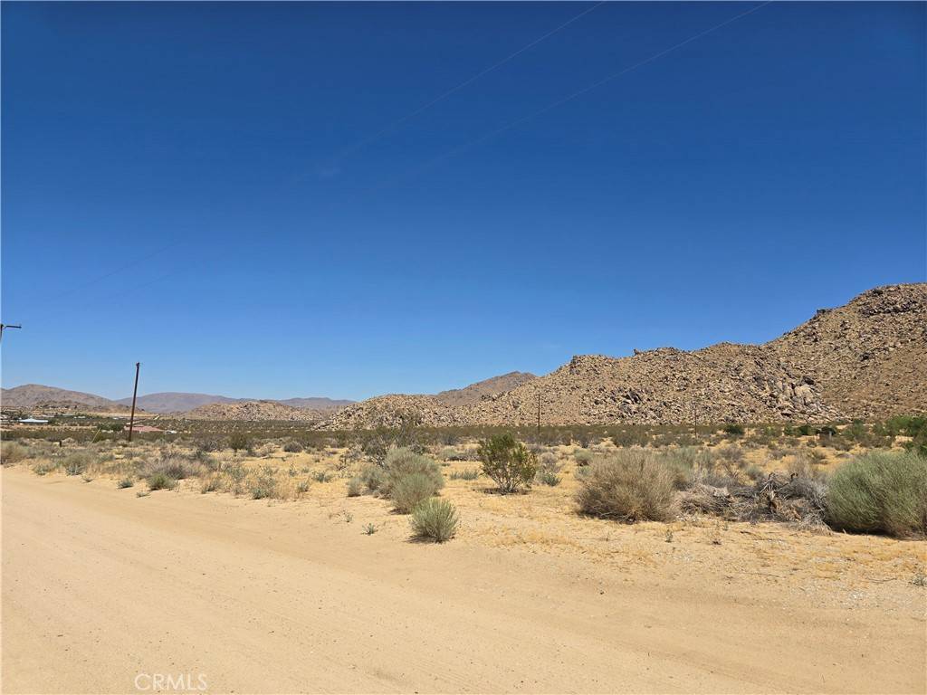 Apple Valley, CA 92307,13367 Mustang AVE