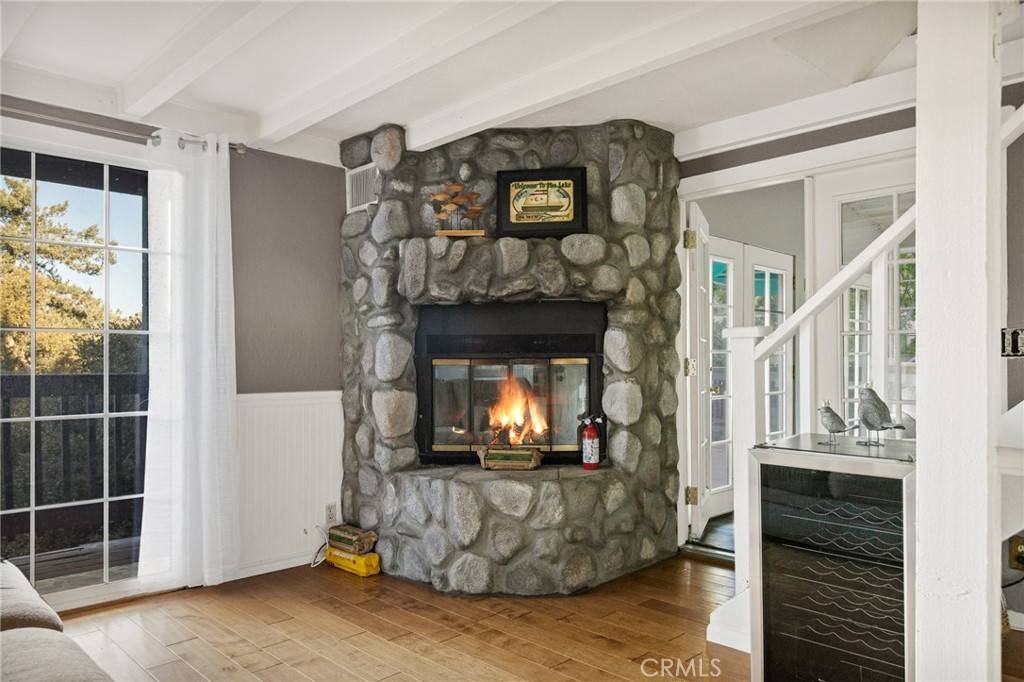 Crestline, CA 92325,475 Woodsey RD