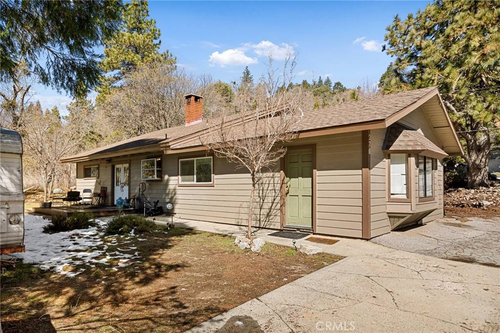 Cedarpines Park, CA 92322,276 Fernwood