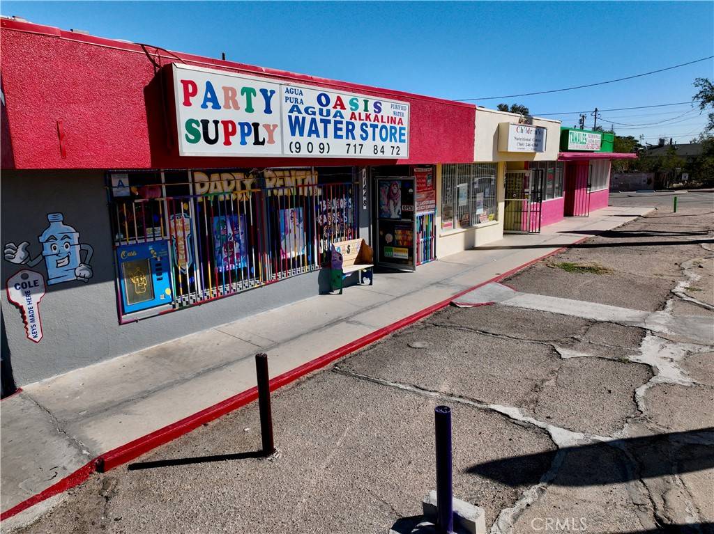 Adelanto, CA 92301,11424 Bartlett AVE