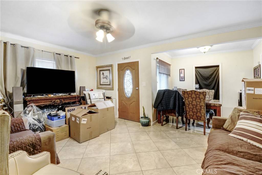 Fontana, CA 92335,8451 Cottonwood AVE
