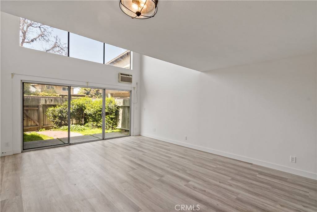 Santa Ana, CA 92704,3050 S Bristol ST #27