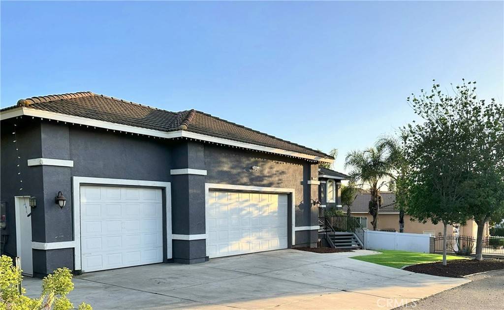 Riverside, CA 92503,14445 Dove Canyon DR