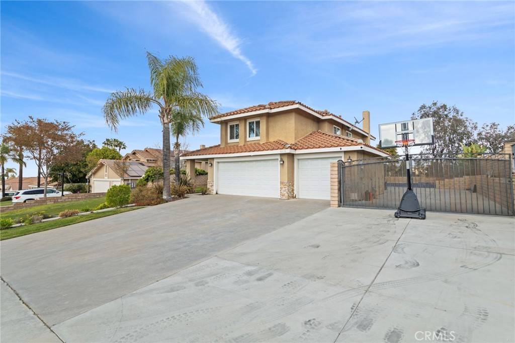 Riverside, CA 92506,6816 Ridgeside DR
