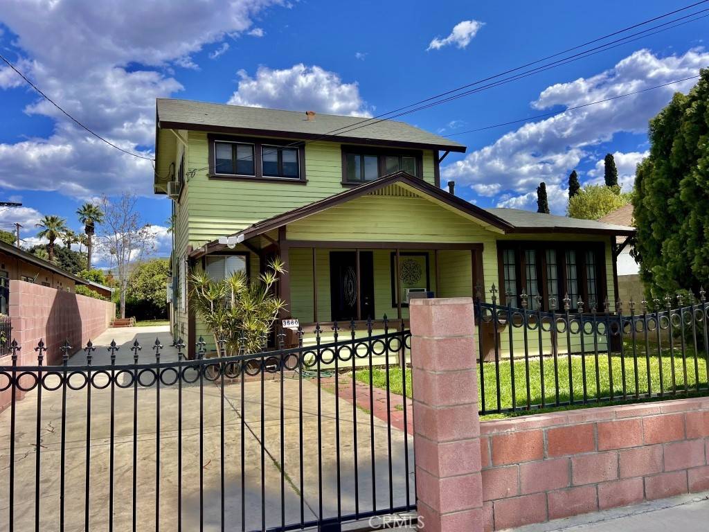 Riverside, CA 92507,3560 Franklin AVE