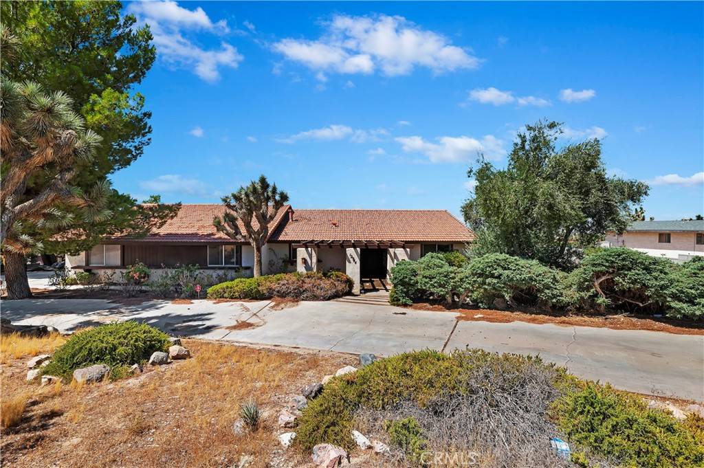 Apple Valley, CA 92308,12944 Rincon RD