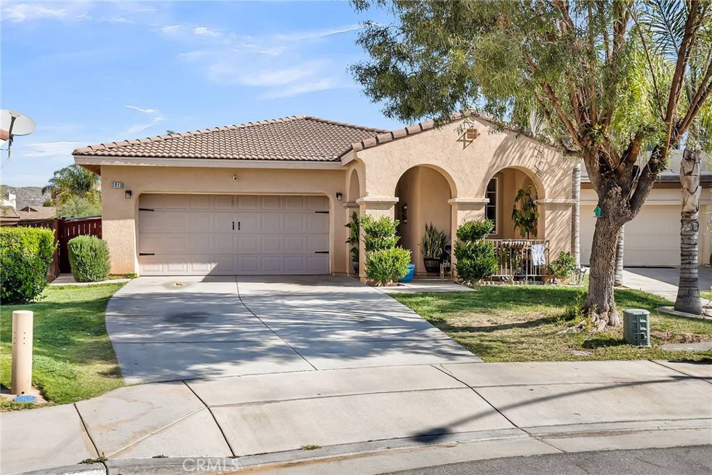 Perris, CA 92571,3913 Manquelo CT