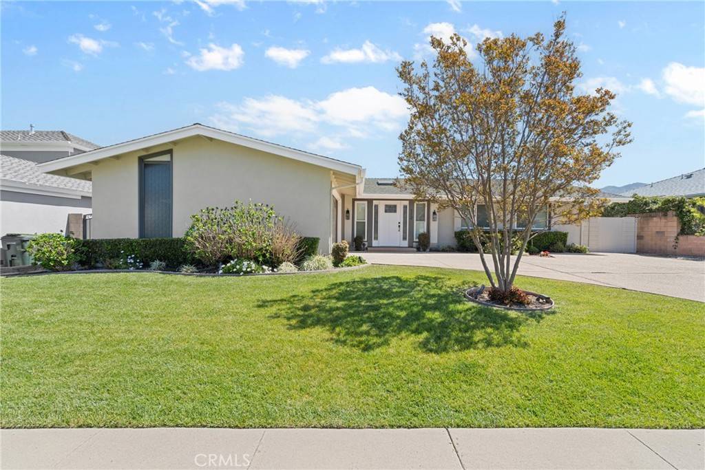 Newbury Park, CA 91320,112 Sandra CT